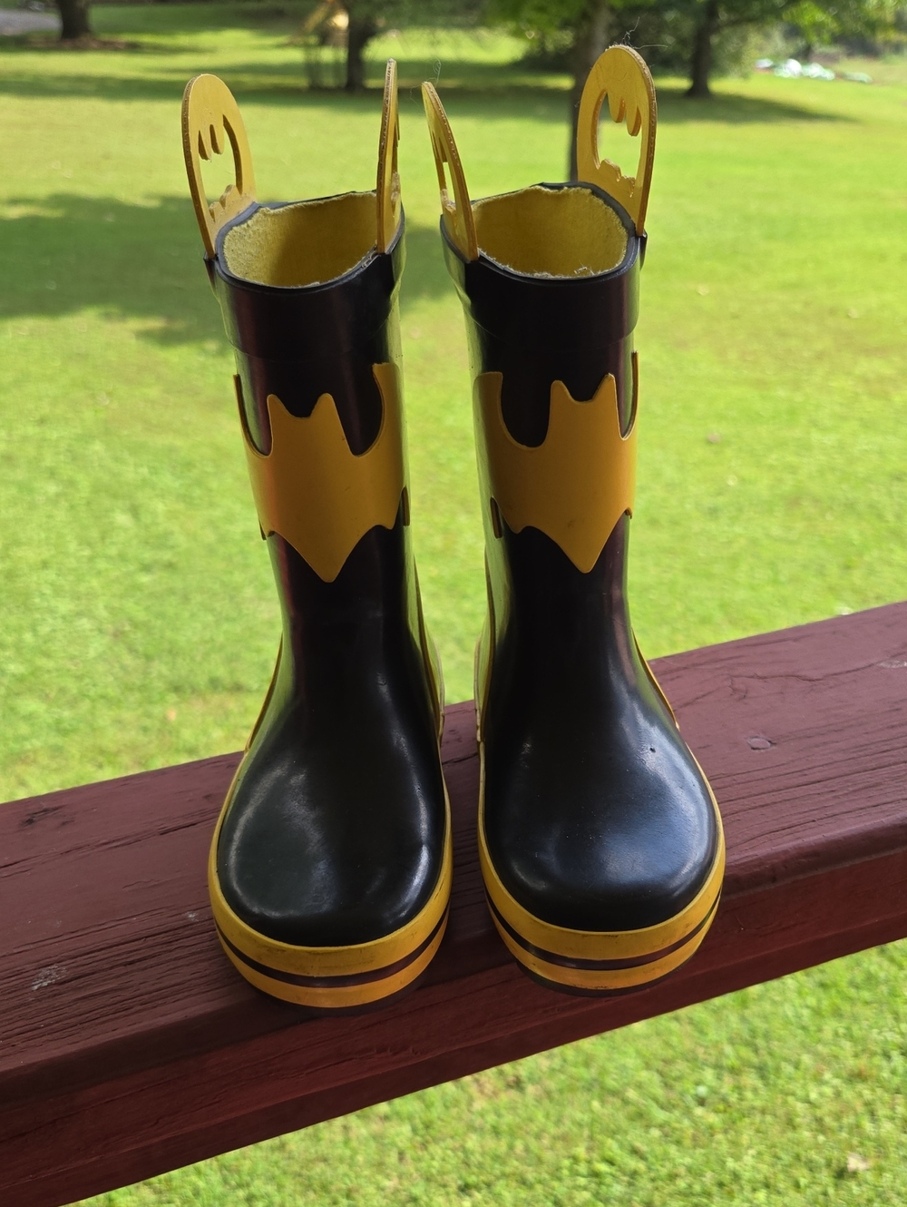 Toddler Kids Black & Yellow Rain Boots Batman Motif Sz 7-8🖤💛🖤💛